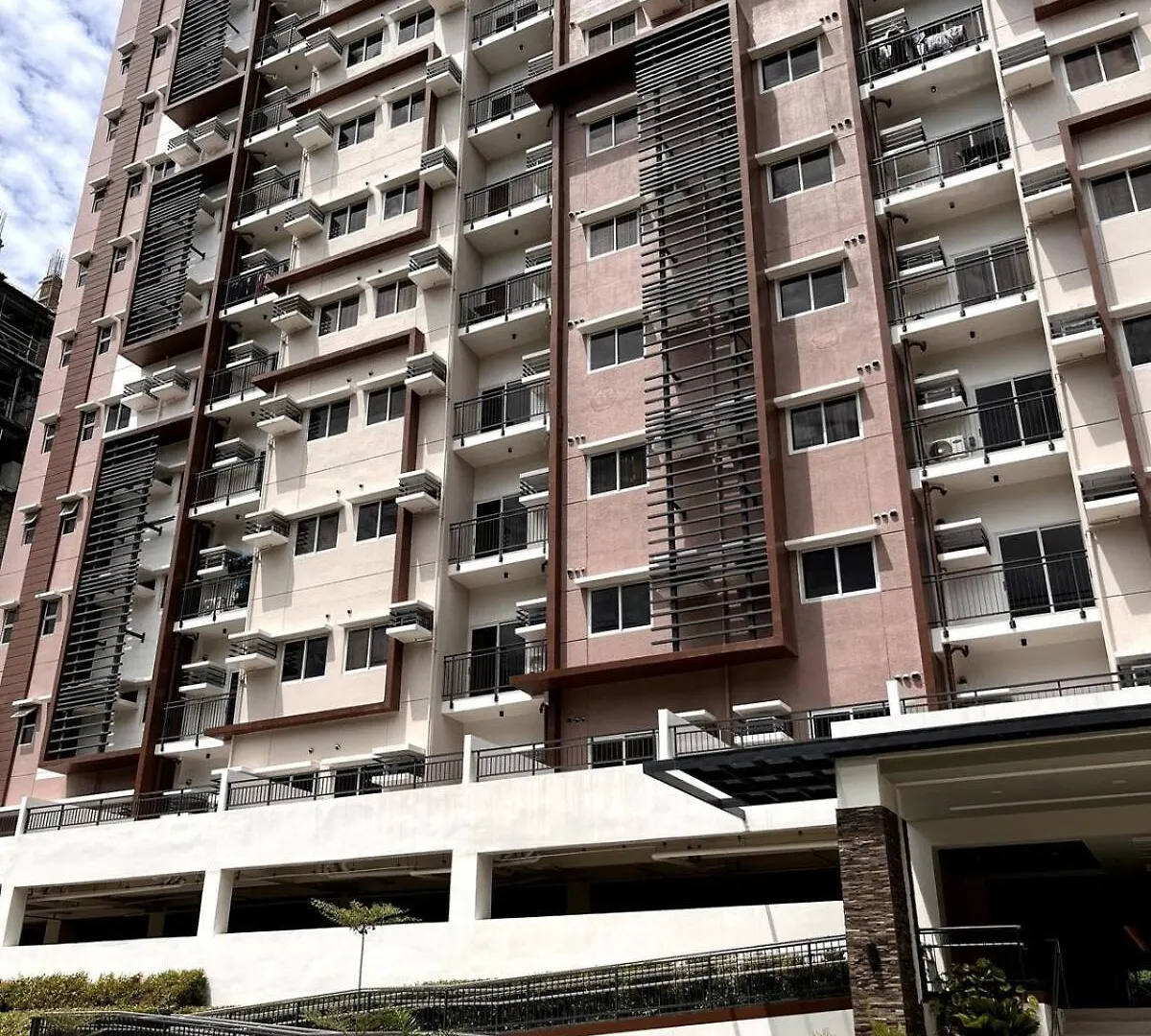 Studio Condo With Wifi And Netflix Davao City 0*,