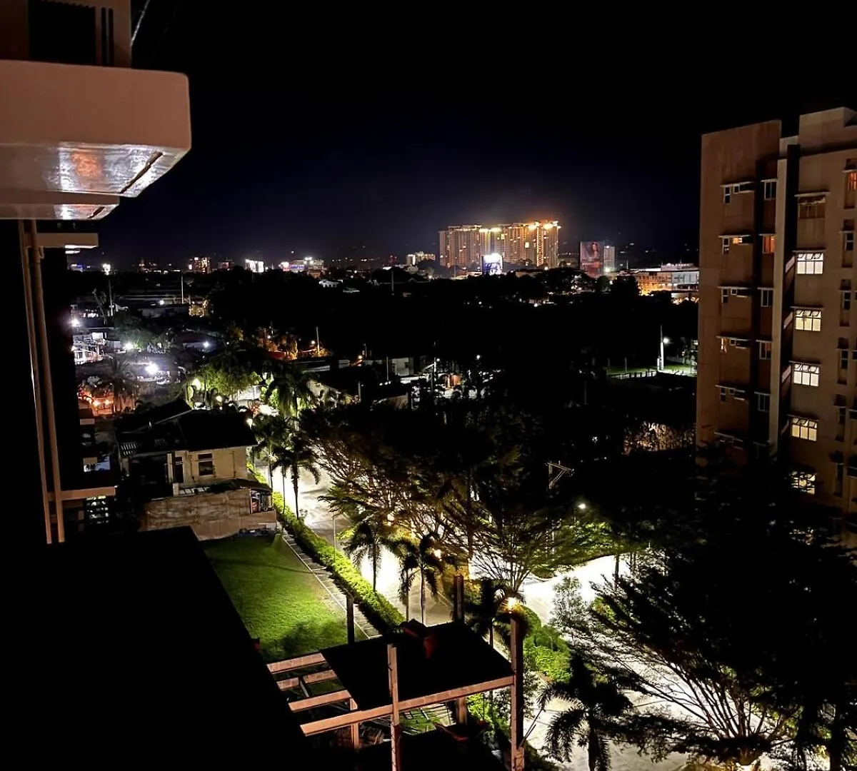Studio Condo With Wifi And Netflix Davao City Ξενοδοχείο με διαμερίσματα