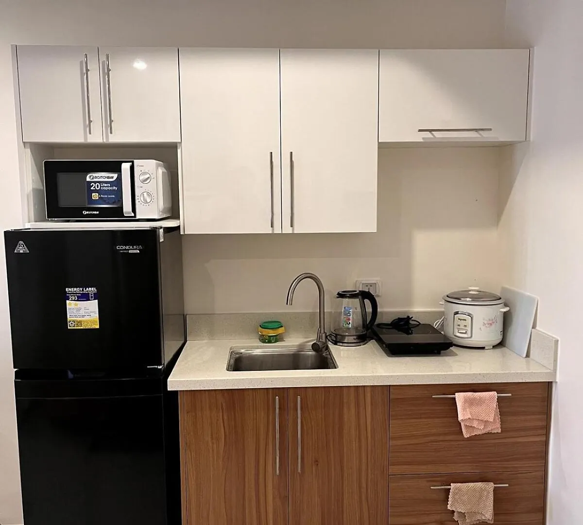 Studio Condo With Wifi And Netflix Davao City Ξενοδοχείο με διαμερίσματα